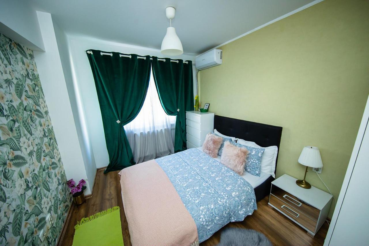 Smart Palas Apartament Ясси Екстер'єр фото