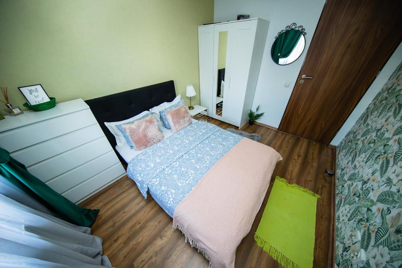 Smart Palas Apartament Ясси Екстер'єр фото