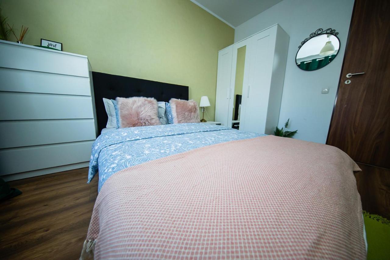Smart Palas Apartament Ясси Екстер'єр фото